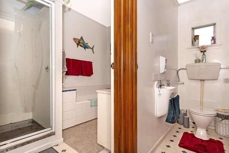 Photo of property in 11a Hinaki Street, Inner Kaiti, Gisborne, 4010