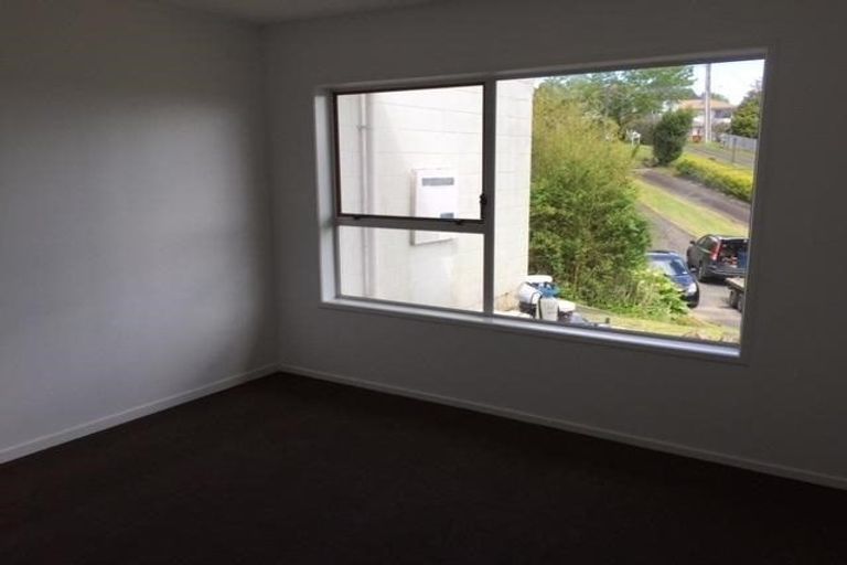 Photo of property in 2/23 Kenmure Avenue, Forrest Hill, Auckland, 0620