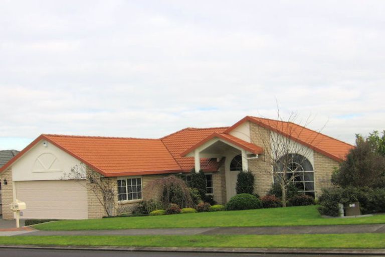 Photo of property in 10 Limerick Place, Dannemora, Auckland, 2016