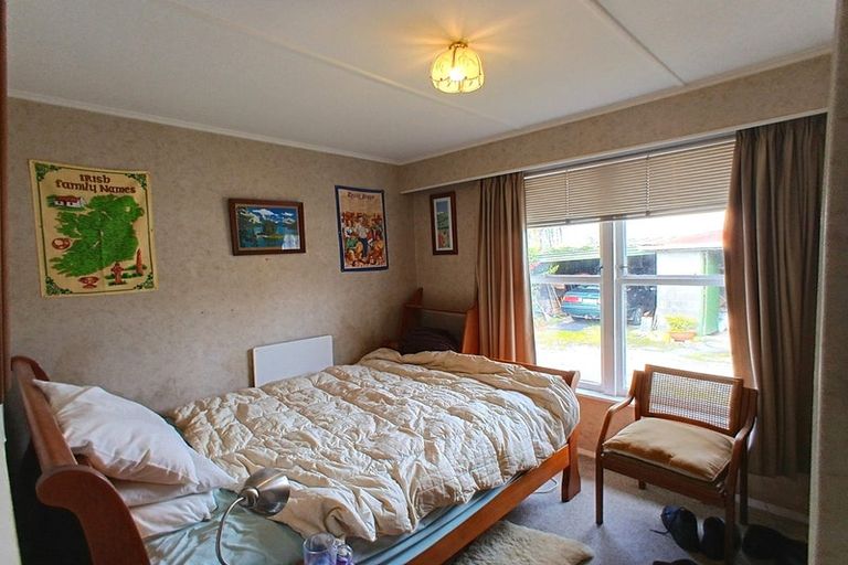 Photo of property in 69 Eastons Road, Westport, 7825