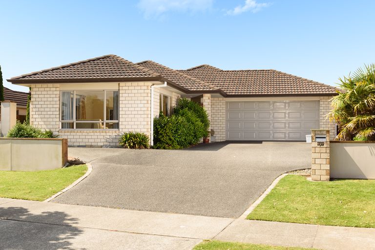 Photo of property in 627 Gloucester Road, Papamoa Beach, Papamoa, 3118