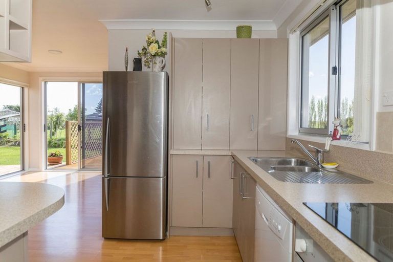 Photo of property in 175 Umutaoroa Road, Dannevirke, 4978