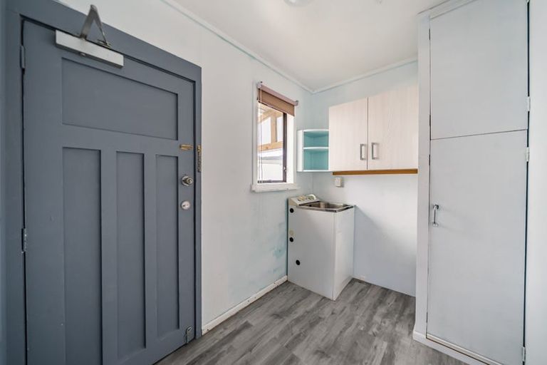 Photo of property in 43 Donnelley Drive, Wainuiomata, Lower Hutt, 5014