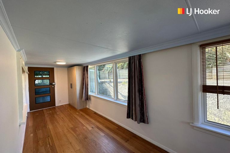 Photo of property in 15 Porterfield Street, Macandrew Bay, Dunedin, 9014