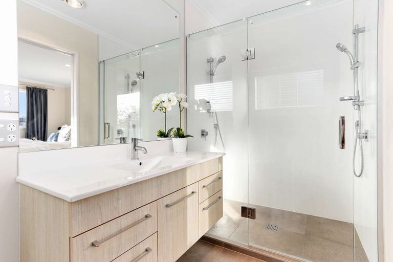 Photo of property in 38 Madison Terrace, Silverdale, 0932