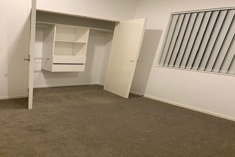 Photo of property in 16 Carrygawley Road, Flat Bush, Auckland, 2019