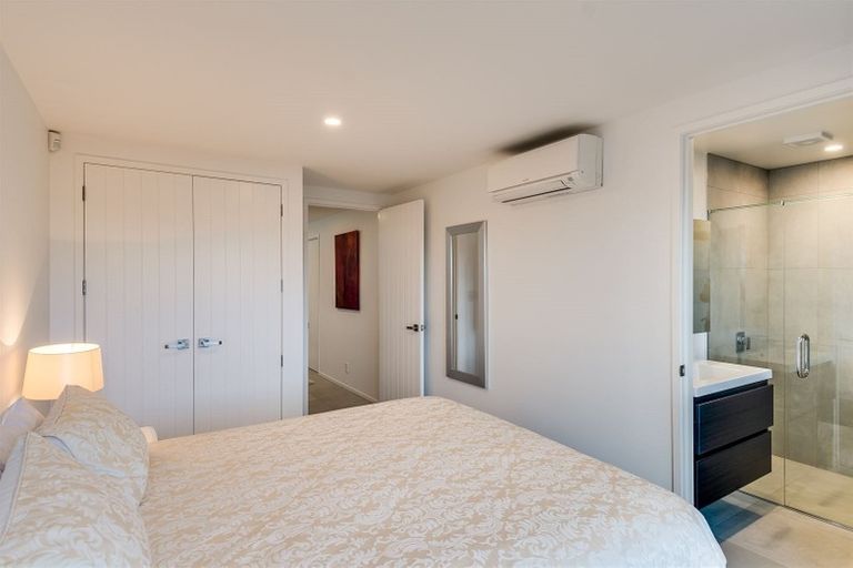 Photo of property in 607 Marine Parade, Napier South, Napier, 4110