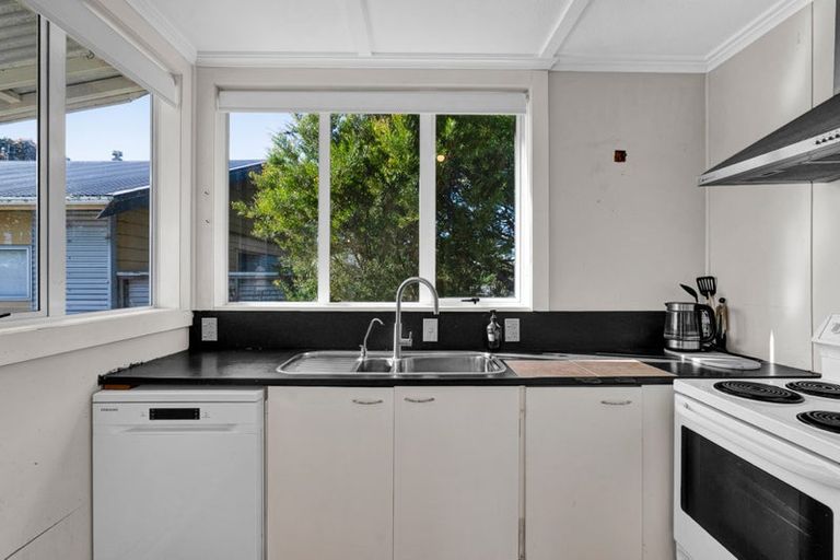 Photo of property in 452 Saint Aubyn Street, Moturoa, New Plymouth, 4310