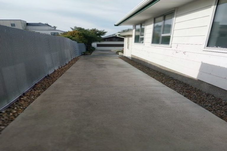 Photo of property in 21 Tonks Street, North New Brighton, Christchurch, 8083