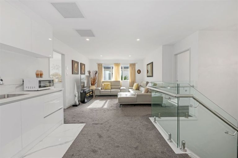 Photo of property in 39 Hikuawa Road, Flat Bush, Auckland, 2019