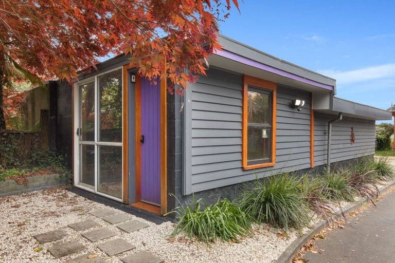 Photo of property in 105 Koutu Road, Kawaha Point, Rotorua, 3010