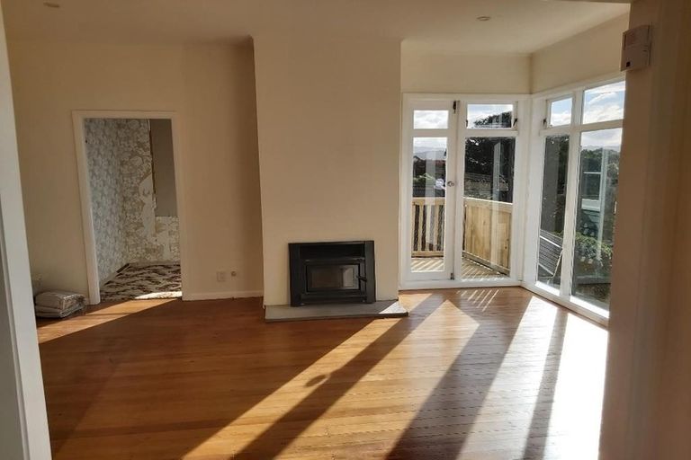 Photo of property in 31 Sidlaw Street, Strathmore Park, Wellington, 6022