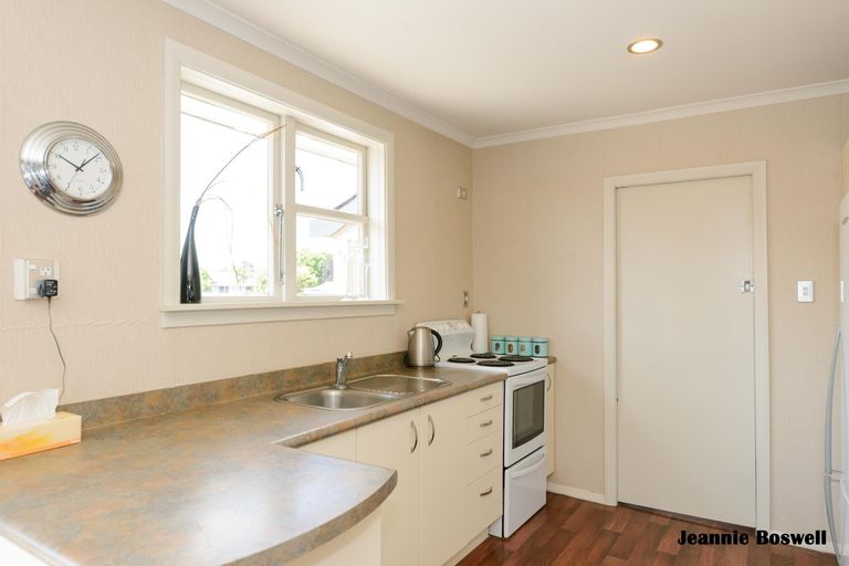 Photo of property in 600 Featherston Street, Roslyn, Palmerston North, 4414