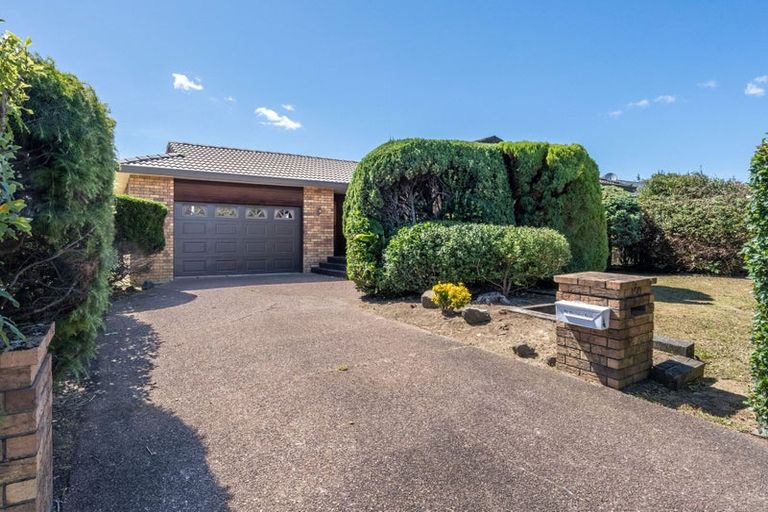 Photo of property in 150 Whitford Road, Somerville, Auckland, 2014