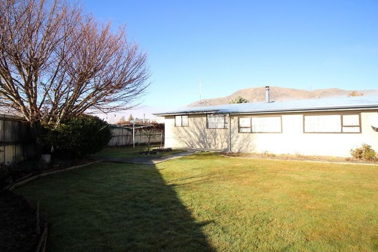 Photo of property in 8 Totara Peak Crescent, Omarama, 9412