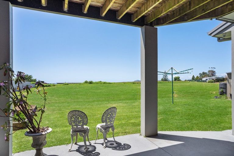 Photo of property in 36 Koutunui Road, Athenree, Katikati, 3177