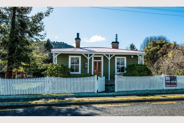 Photo of property in 21 Railway Row, Ohakune, 4625