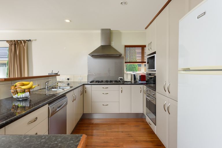 Photo of property in 627 Gloucester Road, Papamoa Beach, Papamoa, 3118