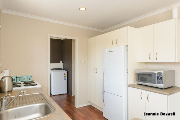 Photo of property in 600 Featherston Street, Roslyn, Palmerston North, 4414