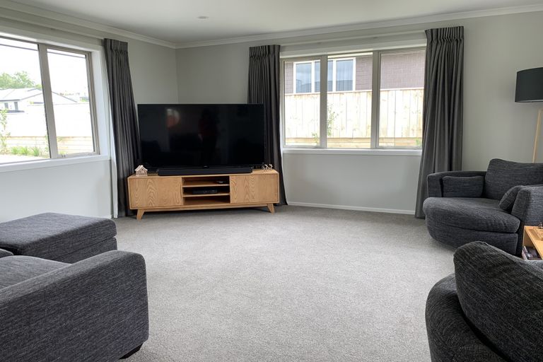 Photo of property in 19 Oak Ridge Drive, Te Awamutu, 3800
