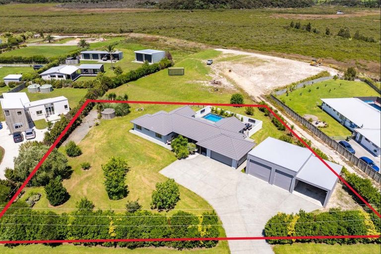 Photo of property in 70 Jack Boyd Drive, Mangawhai Heads, Kaiwaka, 0573