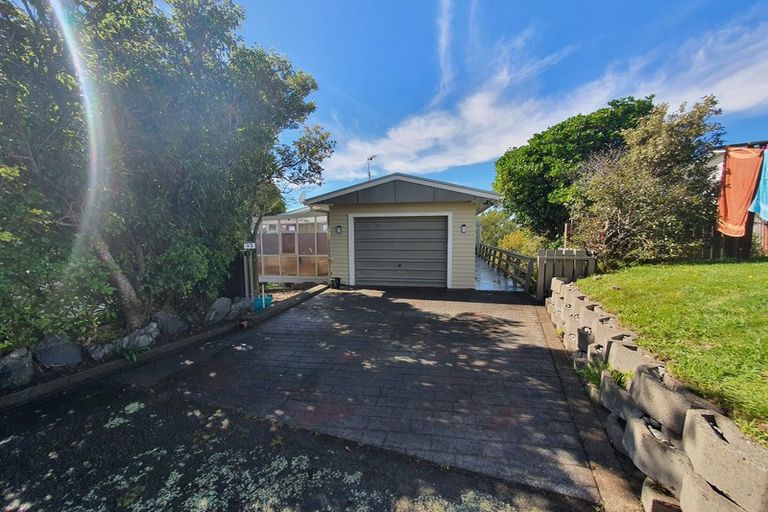 Photo of property in 45 Lomita Road, Johnsonville, Wellington, 6037