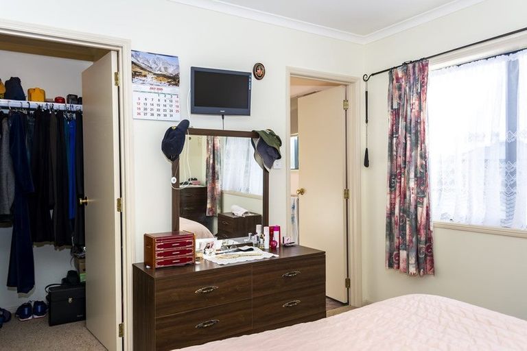 Photo of property in 32 Dillon Drive, Bell Block, New Plymouth, 4312