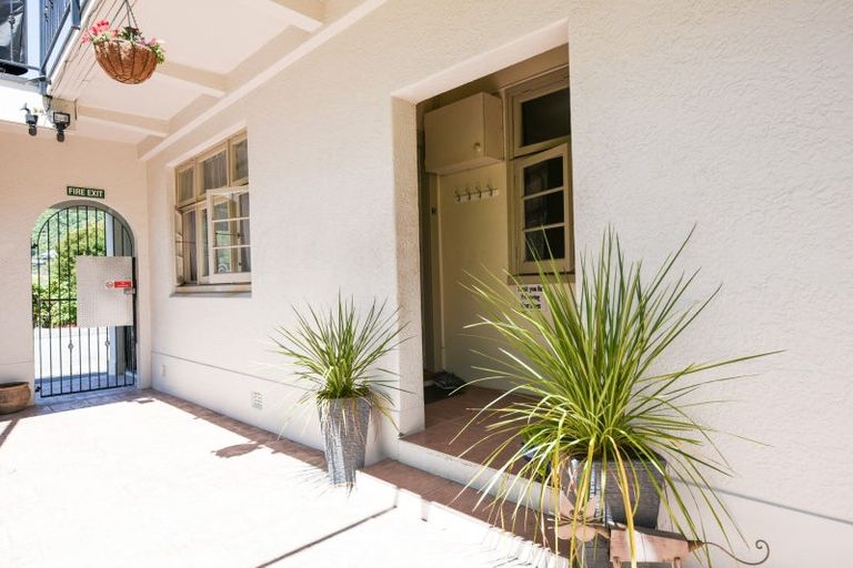 Photo of property in 11-19 Wellington Street, Picton, 7220