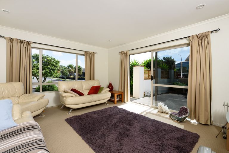 Photo of property in 627 Gloucester Road, Papamoa Beach, Papamoa, 3118