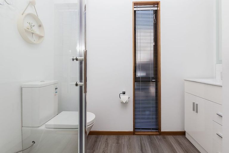 Photo of property in 5/4 Broadbent Street, Riccarton, Christchurch, 8041