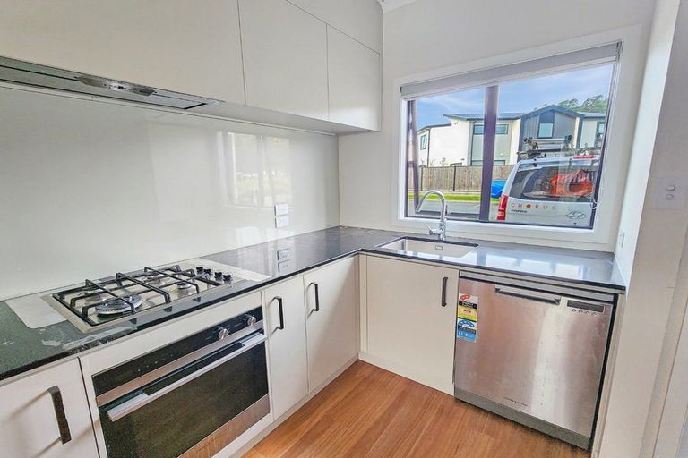 Photo of property in 9 Fitch Lane, Wallaceville, Upper Hutt, 5018