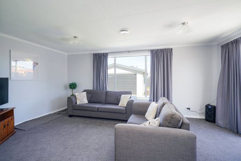 Photo of property in 75 Glenalmond Crescent, Rockdale, Invercargill, 9812