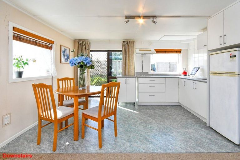 Photo of property in 74 Grande Vue Road, Hillpark, Auckland, 2102