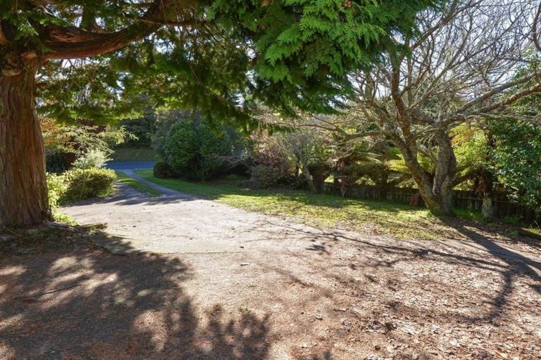 Photo of property in 54 Grand Vue Road, Kawaha Point, Rotorua, 3010
