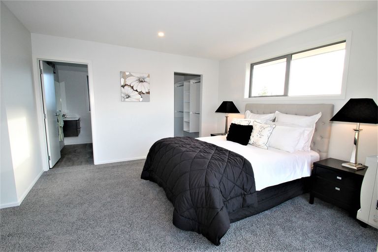 Photo of property in 6 Aviation Lane, Mosgiel, 9024