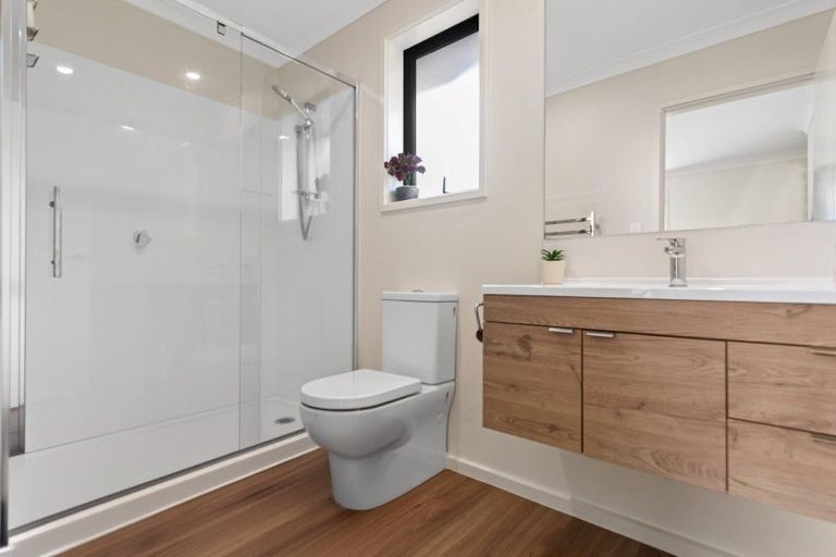 Photo of property in 263 Te Okuroa Drive, Papamoa, 3118