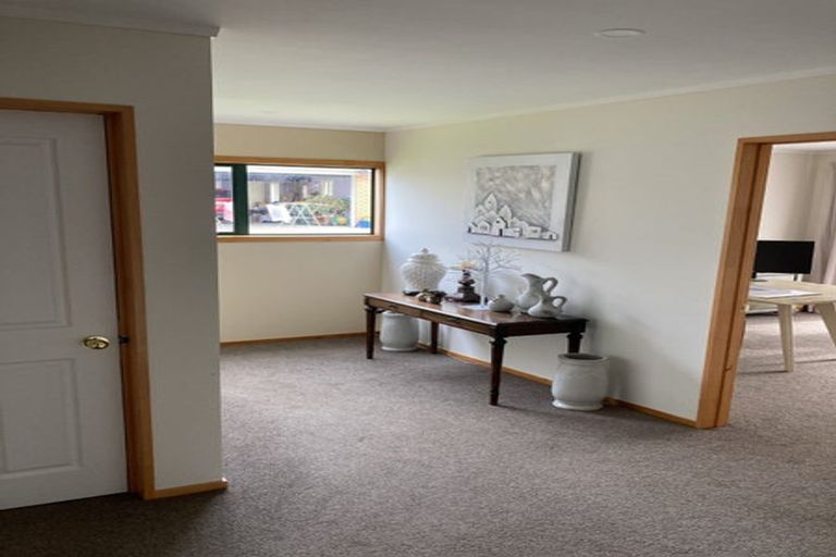 Photo of property in 166 Torkar Road, Clarks Beach, 2122