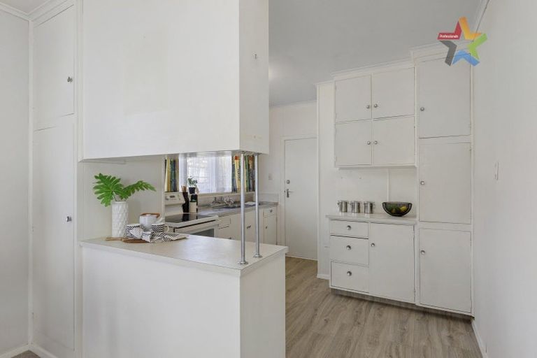 Photo of property in 58 Holborn Drive, Stokes Valley, Lower Hutt, 5019