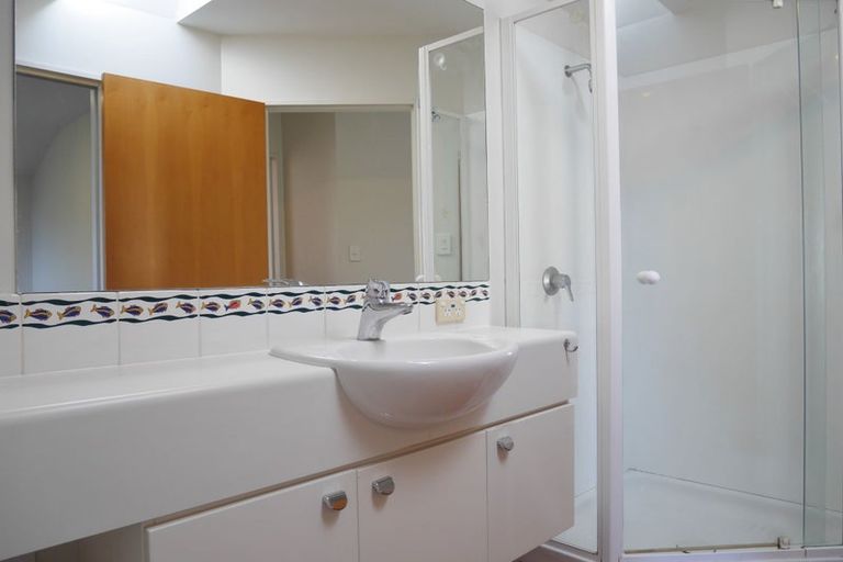 Photo of property in 66b Peverel Street, Riccarton, Christchurch, 8041