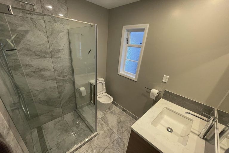 Photo of property in 19 Beauchamp Street, Tawa, Wellington, 5028