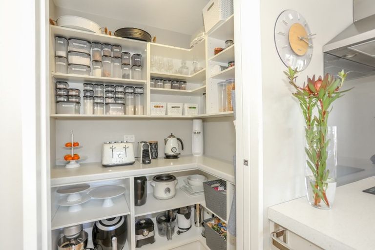 Photo of property in 21 Jacqueline Drive, West Melton, 7618