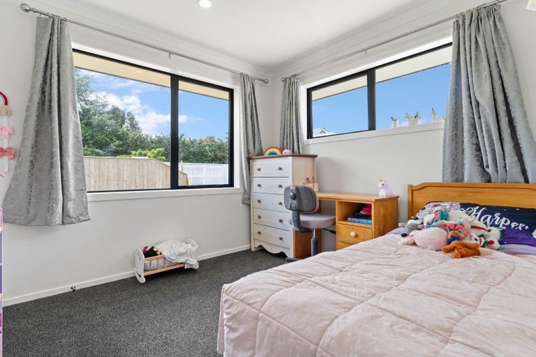 Photo of property in 24b Kempton Street, Greytown, 5712