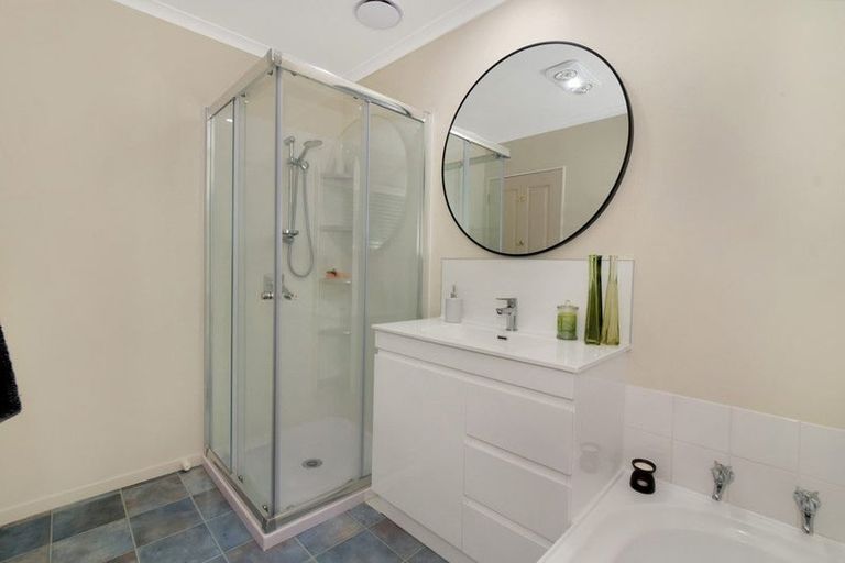 Photo of property in 22 Nivarna Way, Ohauiti, Tauranga, 3112