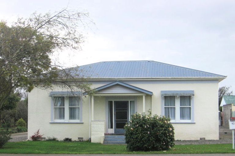 Photo of property in 12 Stuckey Street, Levin, 5510