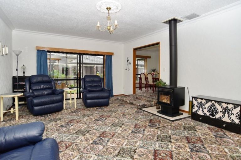 Photo of property in 1/254 Harewood Road, Bishopdale, Christchurch, 8053