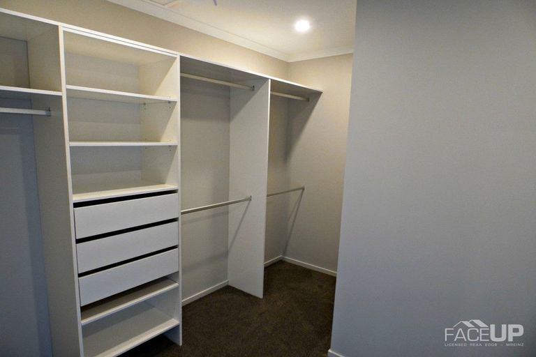 Photo of property in 6 Tuatua Road, Hobsonville, Auckland, 0616