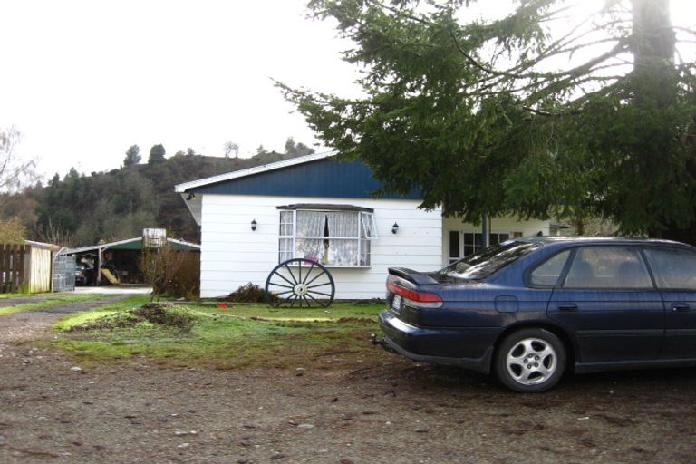 Photo of property in 18-20 Munson Street, Reefton, 7830