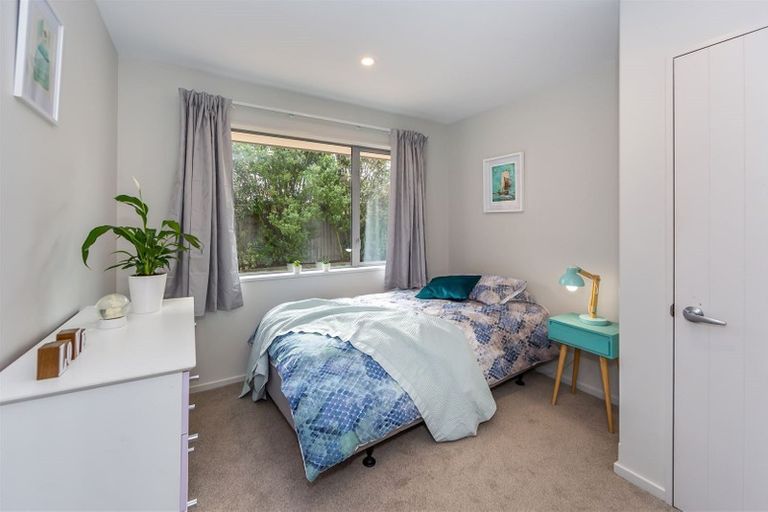 Photo of property in 6 James Drive, Woodend, 7610