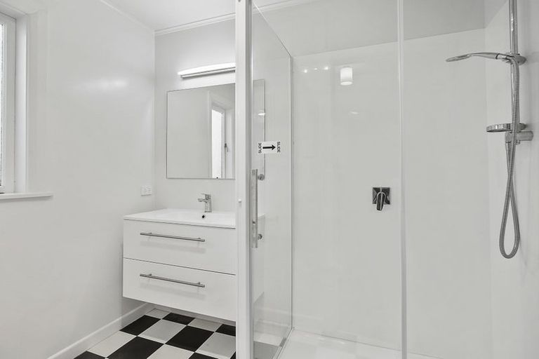 Photo of property in 806 Pollen Street, Thames, 3500