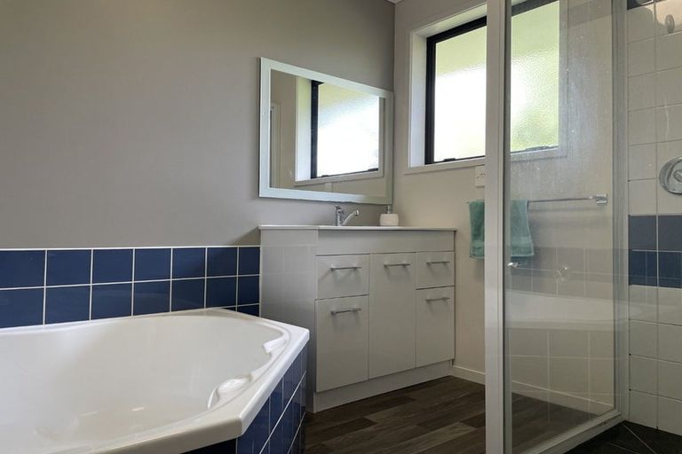 Photo of property in 8 Edkins Road, Kerikeri, 0230